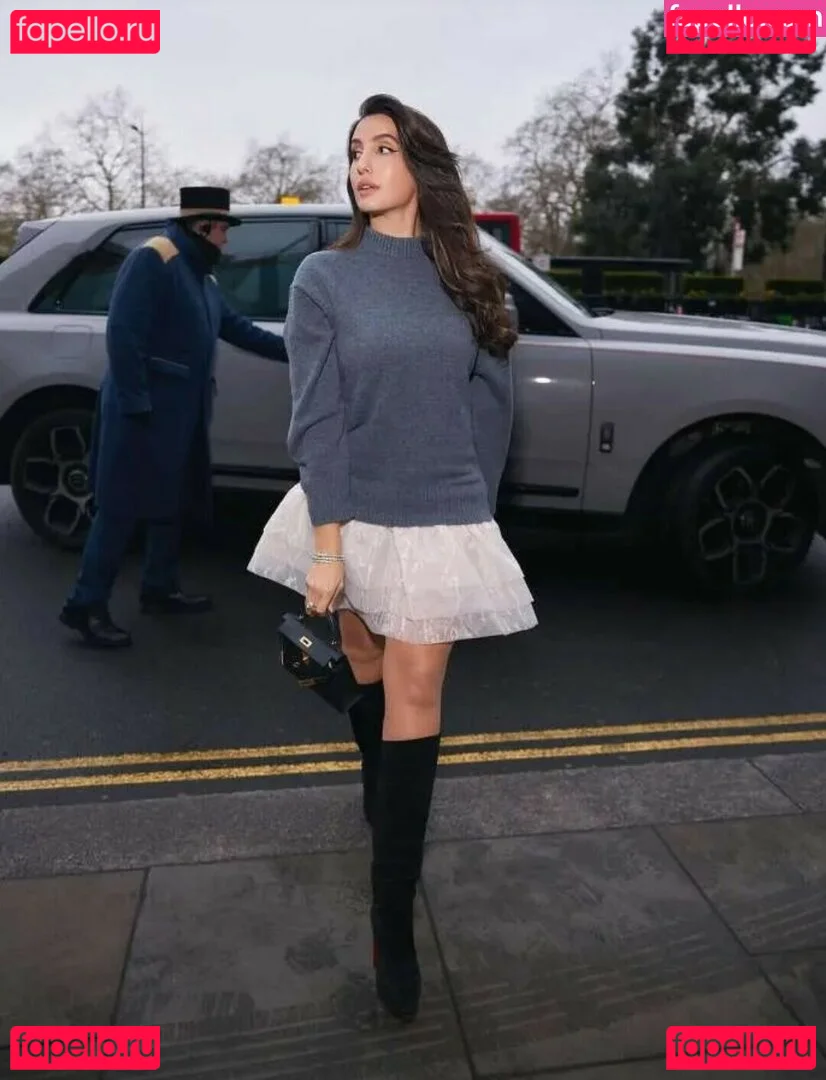 Nora Fatehi Onlyfans Photo Gallery 