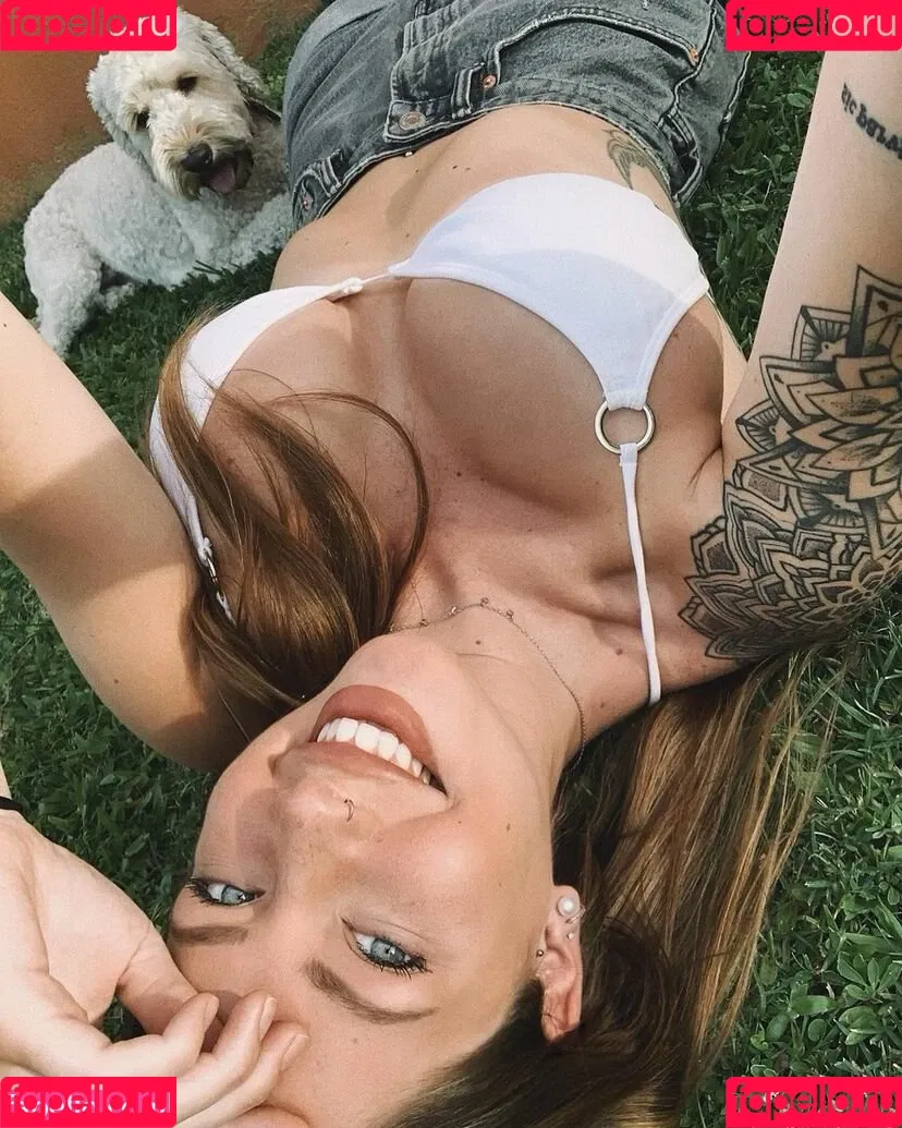 Magui Onlyfans Photo Gallery 