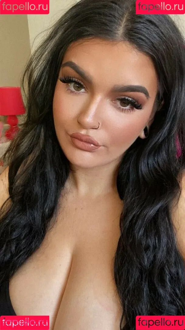 Zoe O'Neill Onlyfans Photo Gallery 