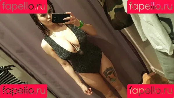 Zoe O'Neill Onlyfans Photo Gallery 