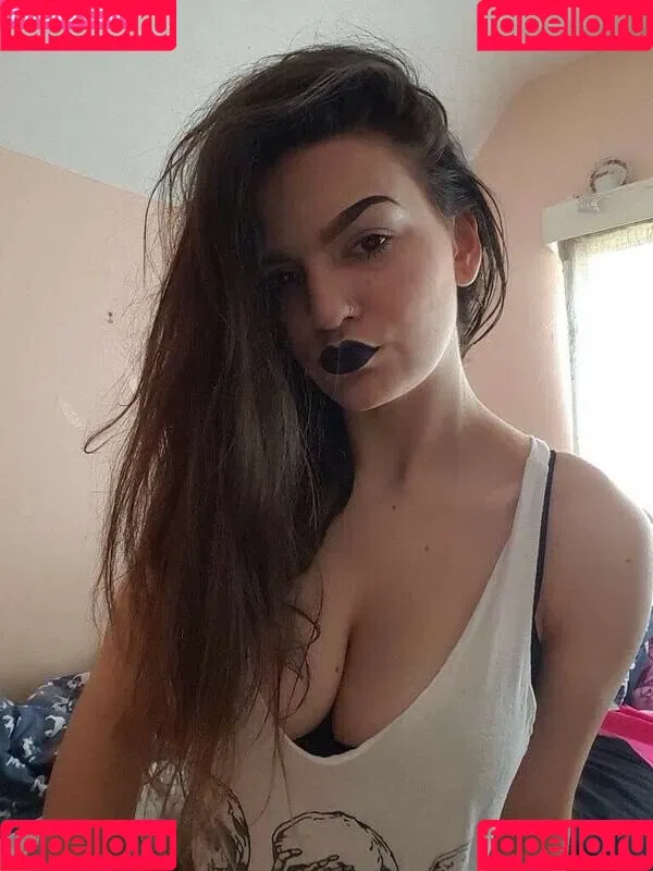 Zoe O'Neill Onlyfans Photo Gallery 