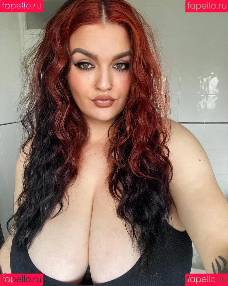 Zoe O'Neill Onlyfans Photo Gallery 