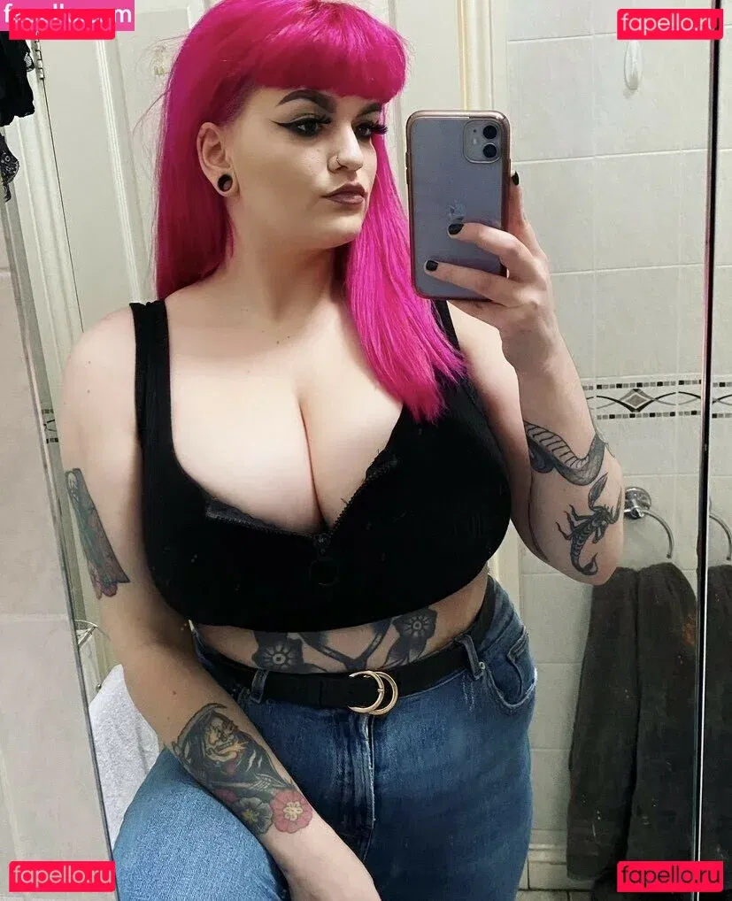 Zoe O'Neill Onlyfans Photo Gallery 