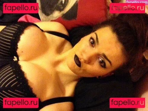 Zoe O'Neill Onlyfans Photo Gallery 