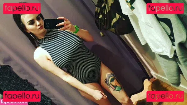 Zoe O'Neill Onlyfans Photo Gallery 