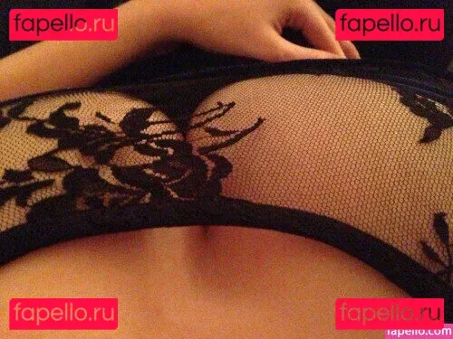 Zoe O'Neill Onlyfans Photo Gallery 