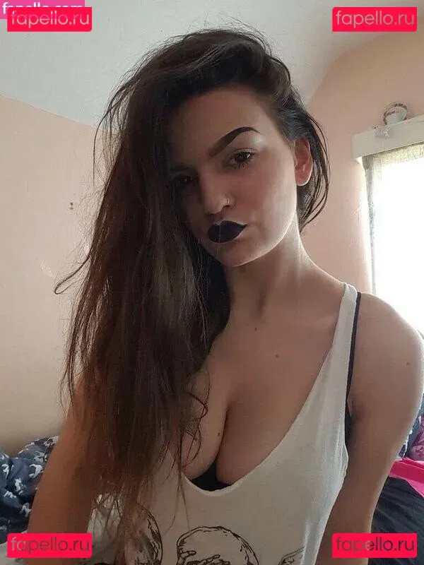 Zoe O'Neill Onlyfans Photo Gallery 