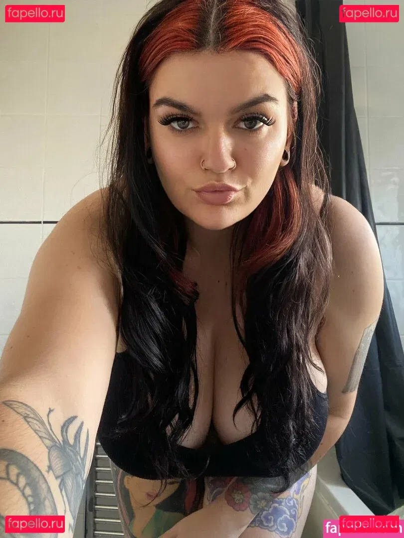 Zoe O'Neill Onlyfans Photo Gallery 