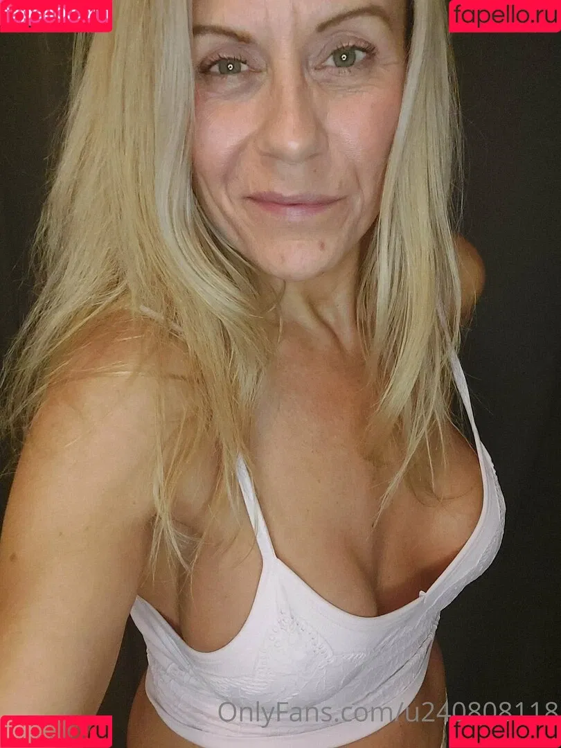 u240808118 Onlyfans Photo Gallery 