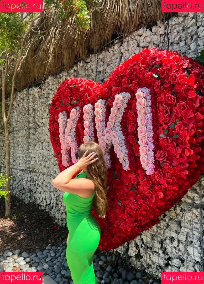 Christina Desiderio Onlyfans Photo Gallery 