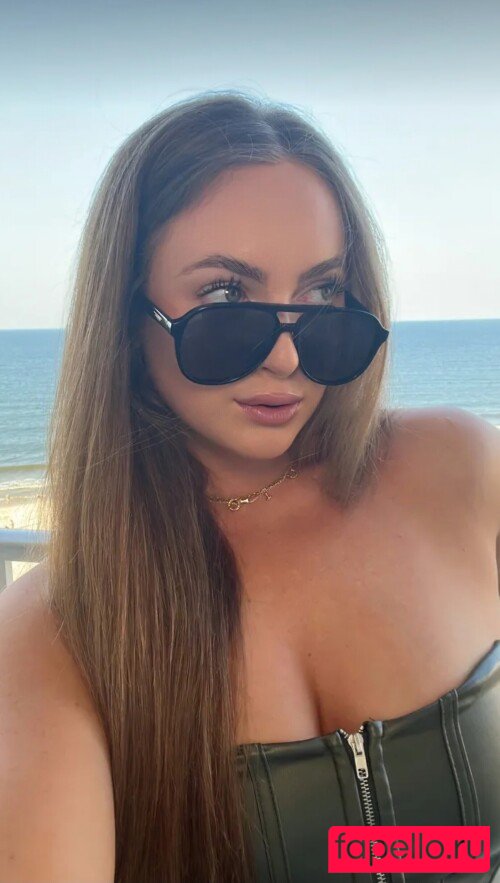 Christina Desiderio Onlyfans Photo Gallery 