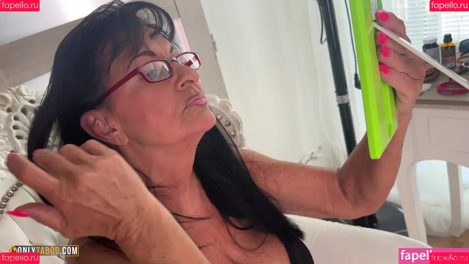 Lilian Black Onlyfans Photo Gallery 