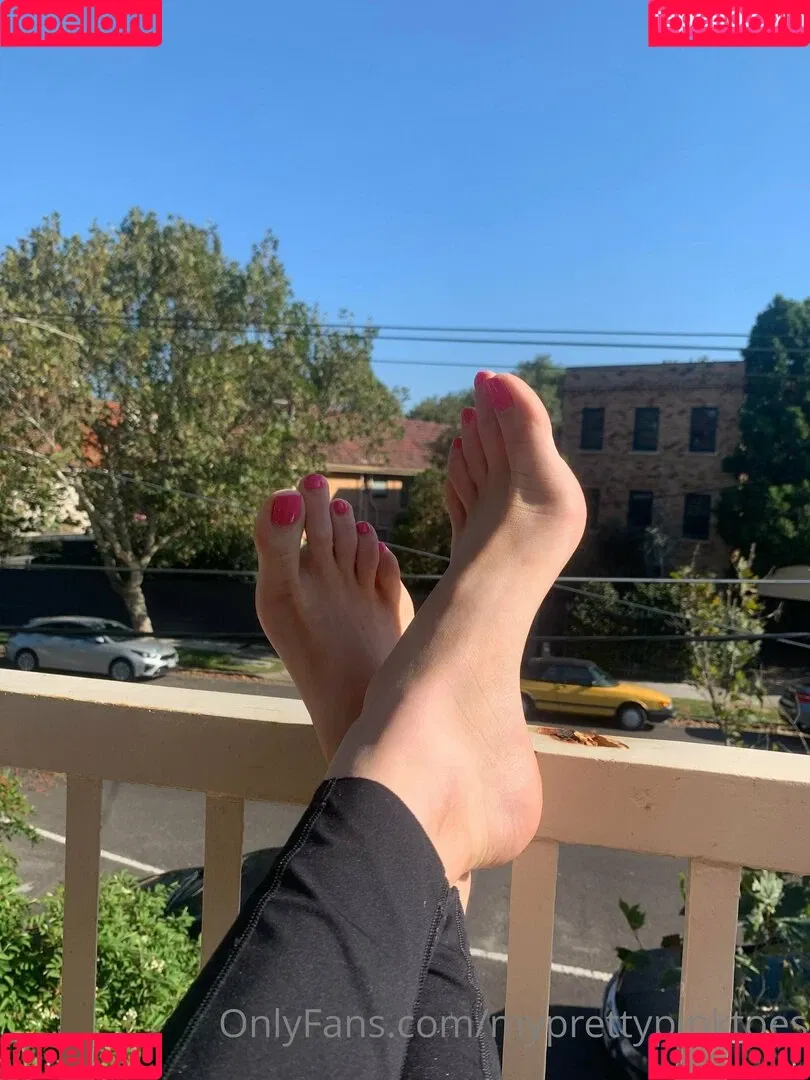 myprettypinktoes Onlyfans Photo Gallery 
