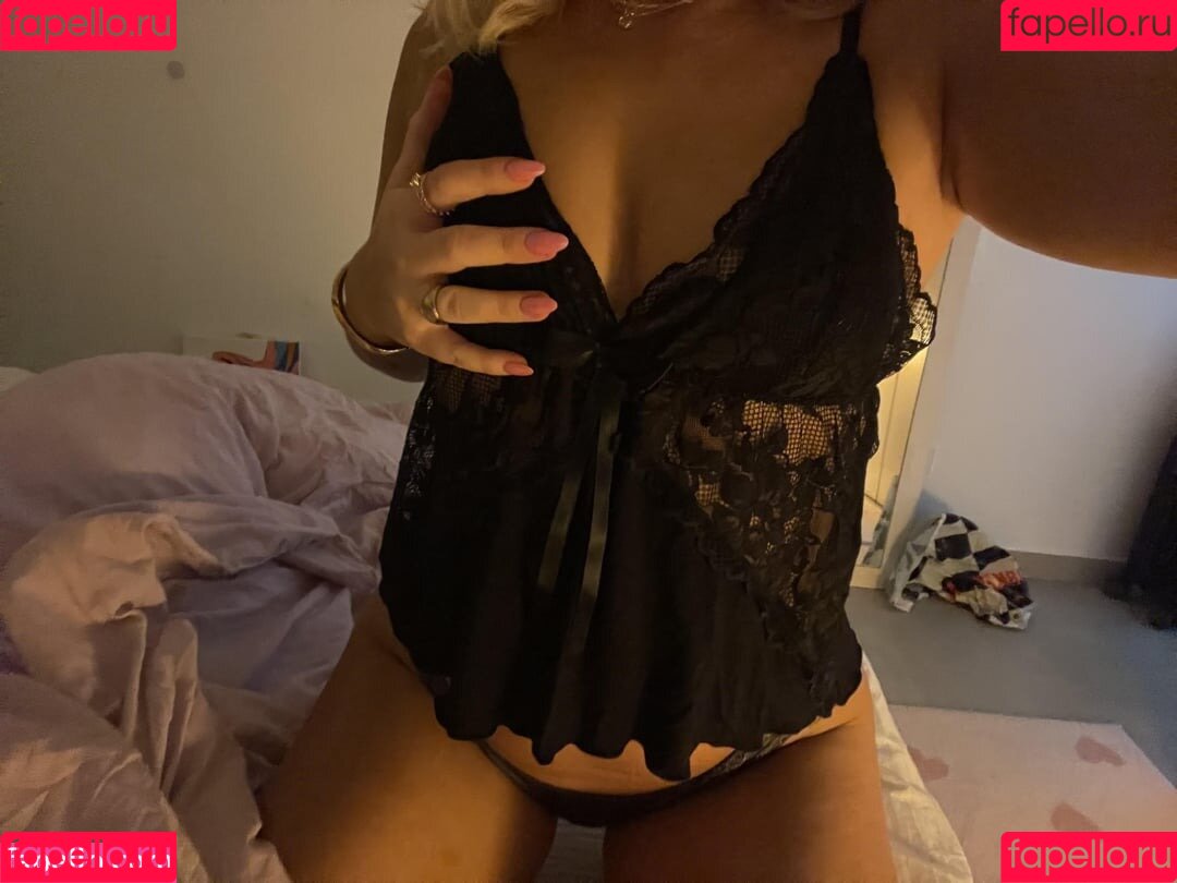 Ellashemlis Onlyfans Photo Gallery 