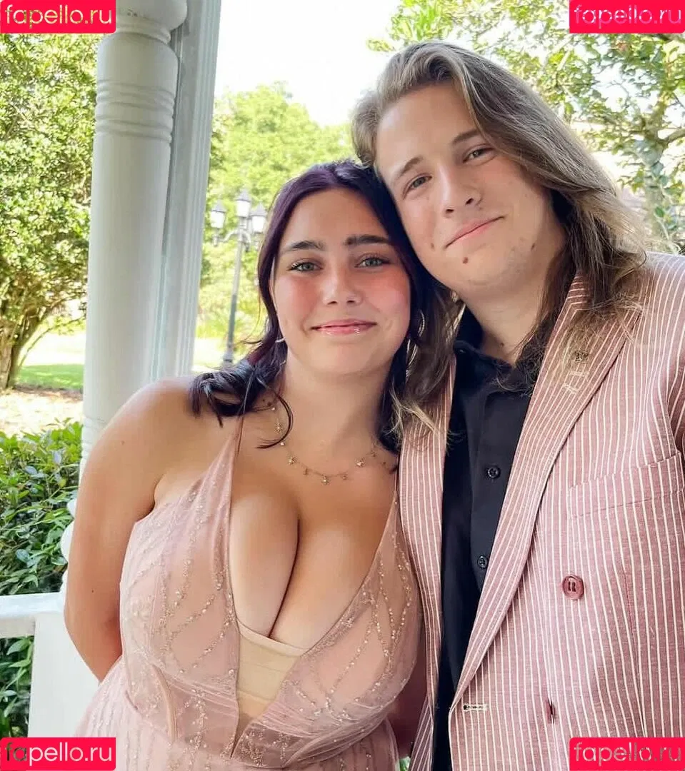 Harmonie Onlyfans Photo Gallery 
