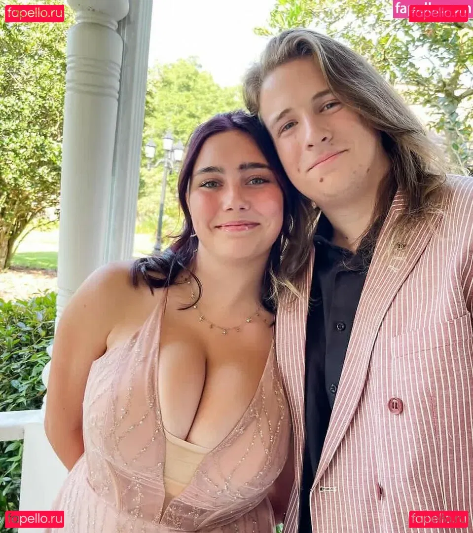 Harmonie Onlyfans Photo Gallery 