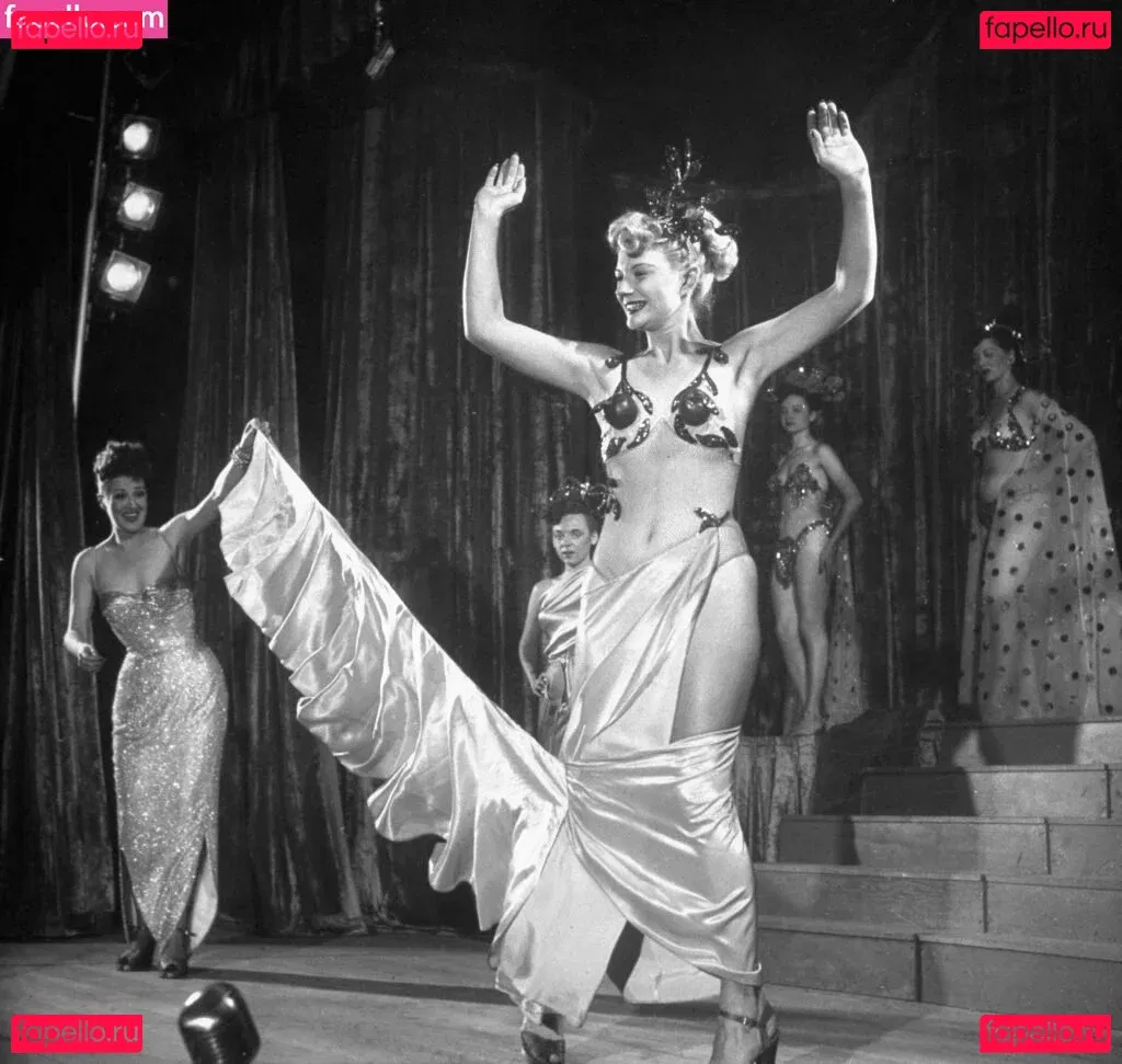 Gypsy Rose Onlyfans Photo Gallery 