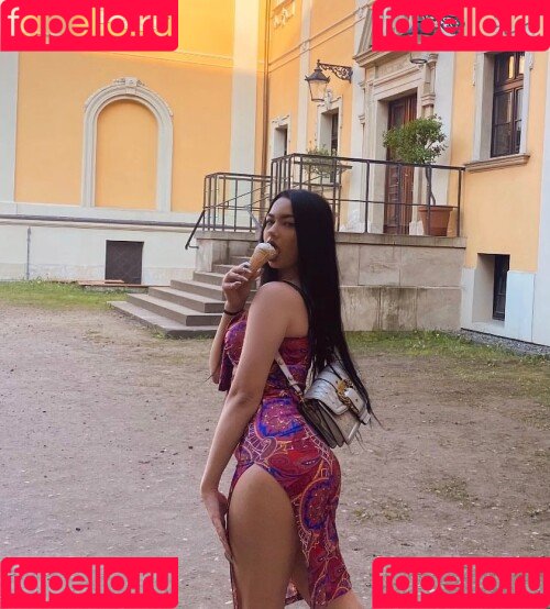 Emilia Szymańska Onlyfans Photo Gallery 