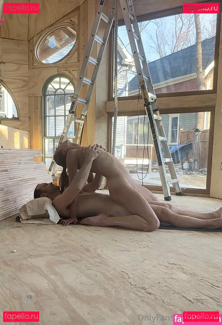 fitbitz Onlyfans Photo Gallery 