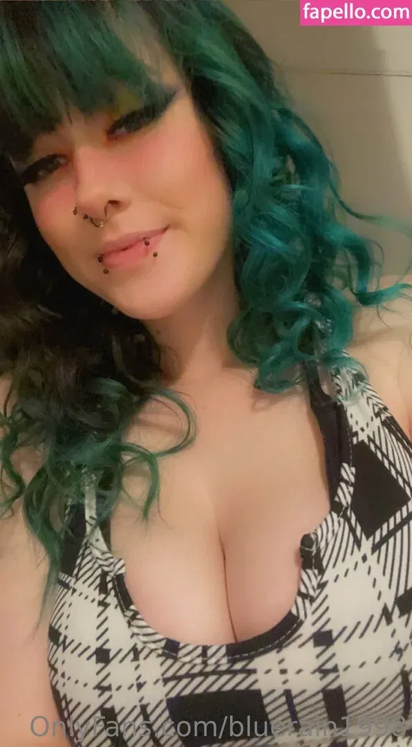 bluerain1998 Onlyfans Photo Gallery 