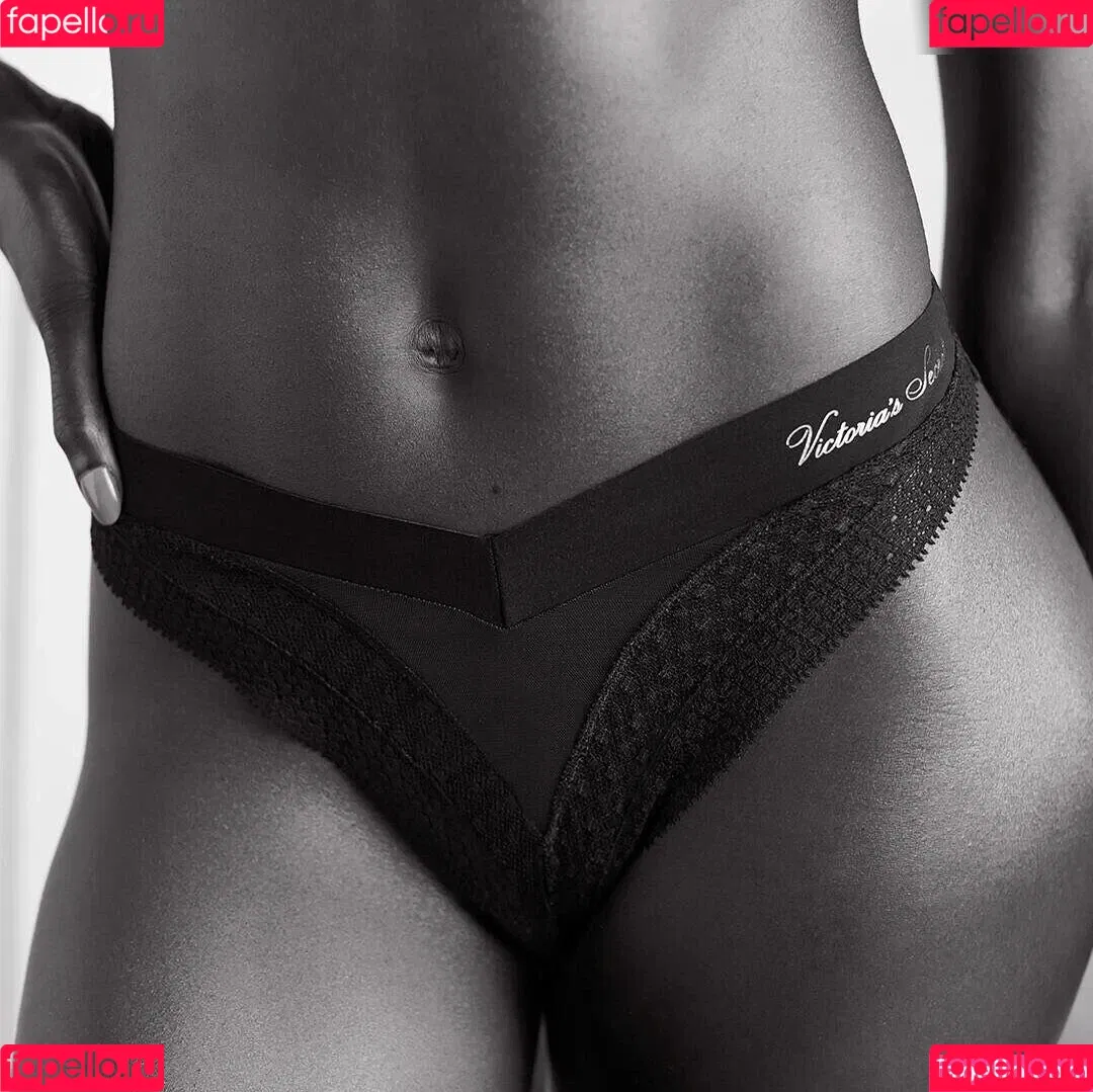 Leomie Anderson Onlyfans Photo Gallery 