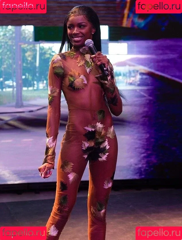 Leomie Anderson Onlyfans Photo Gallery 