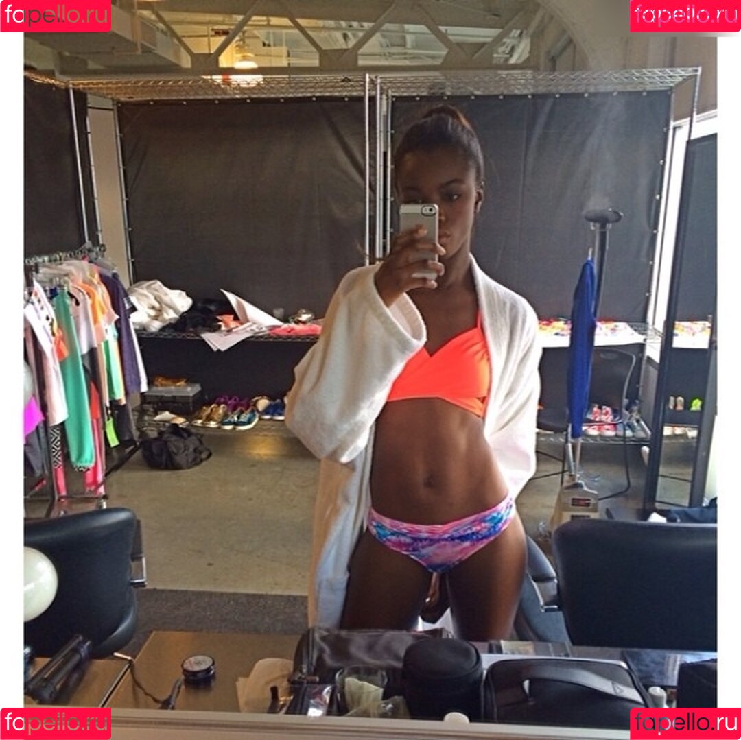 Leomie Anderson Onlyfans Photo Gallery 