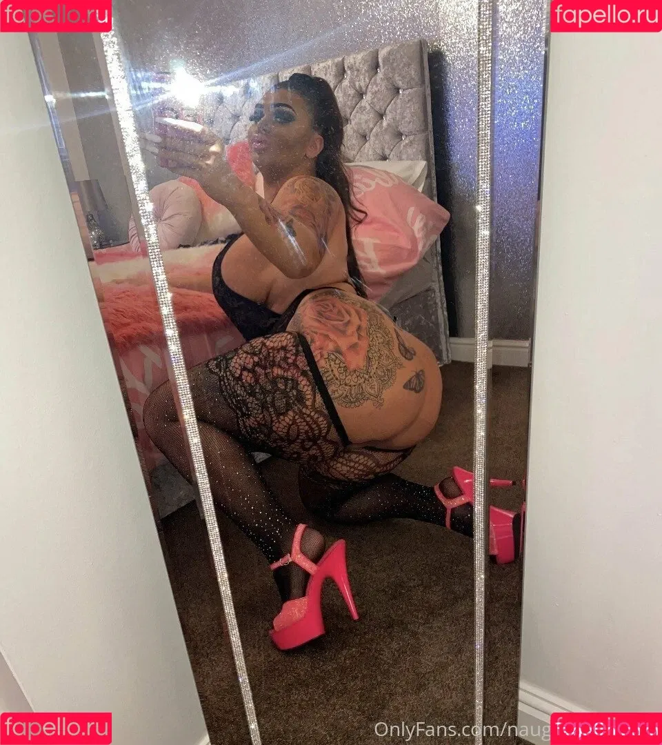 naughtybitchhh8 Onlyfans Photo Gallery 