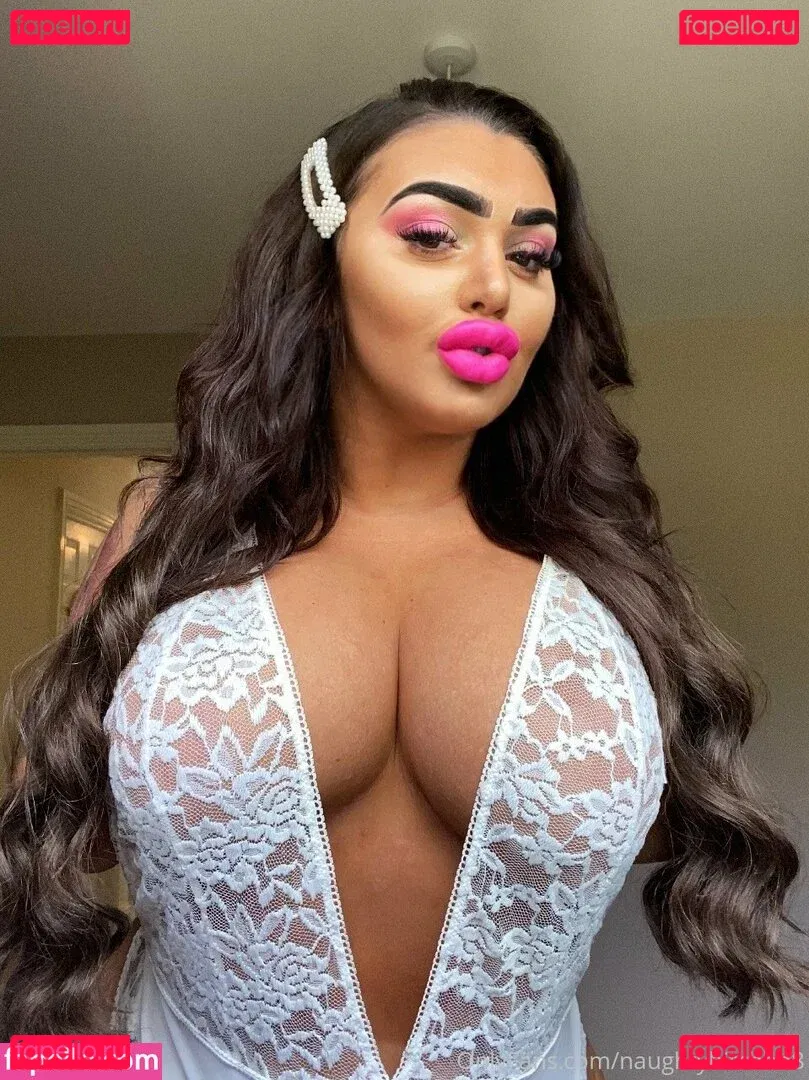 naughtybitchhh8 Onlyfans Photo Gallery 