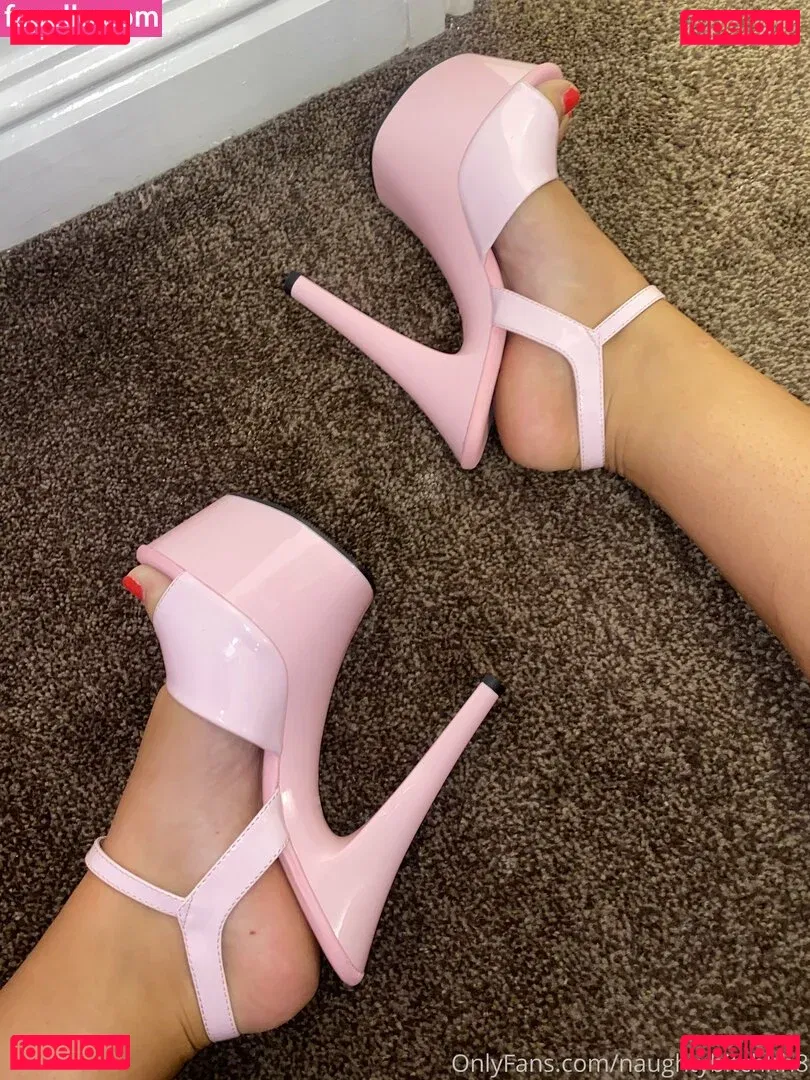 naughtybitchhh8 Onlyfans Photo Gallery 