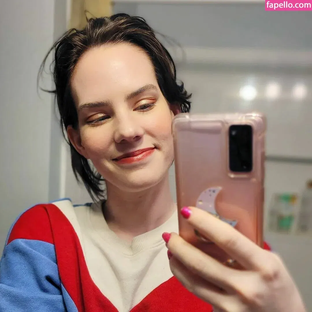 Fuschia Onlyfans Photo Gallery 