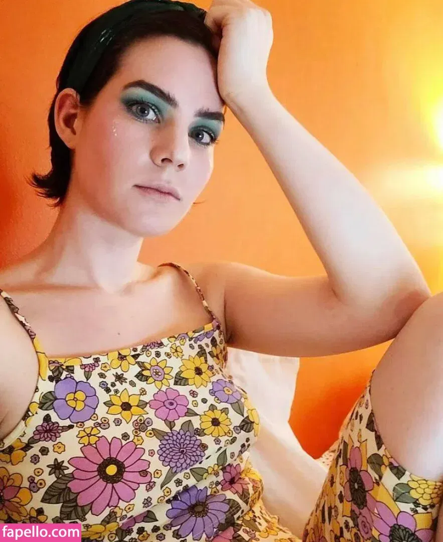 Fuschia Onlyfans Photo Gallery 