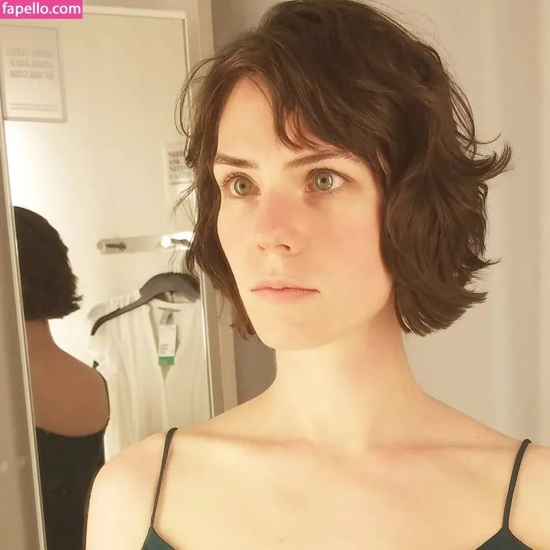 Fuschia Onlyfans Photo Gallery 