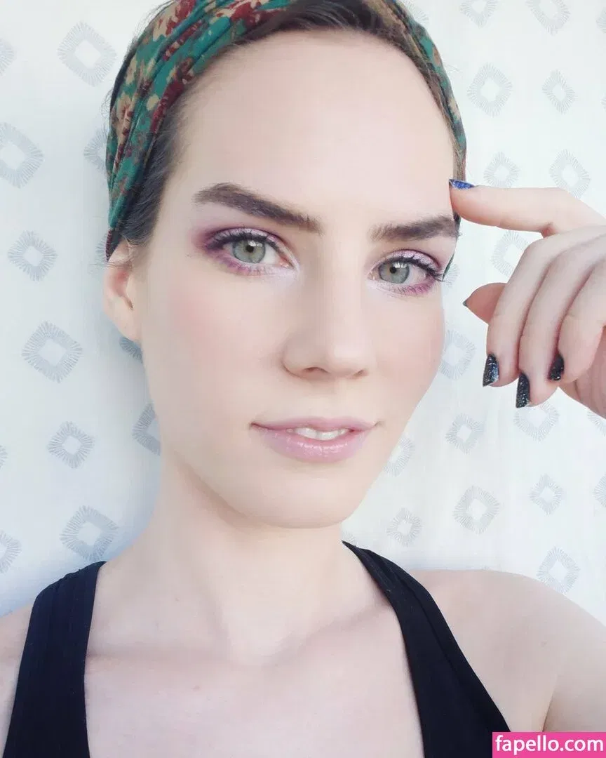 Fuschia Onlyfans Photo Gallery 