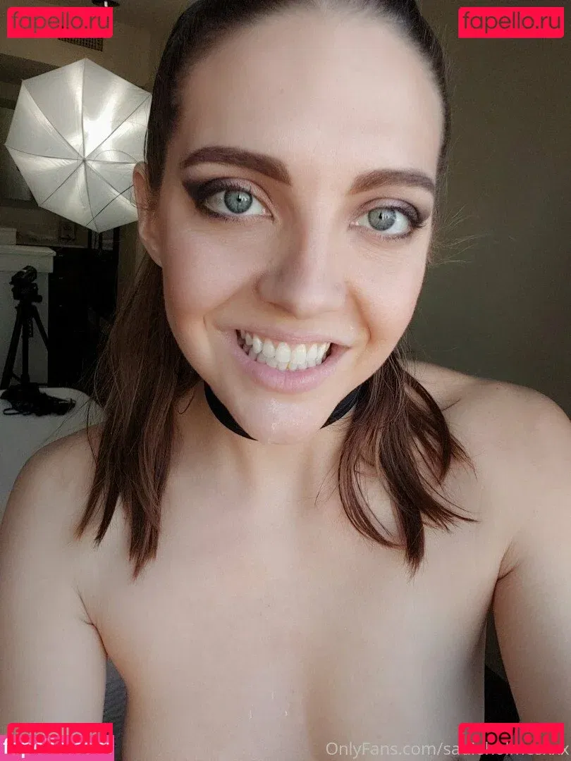 sadieholmesxxx Onlyfans Photo Gallery 