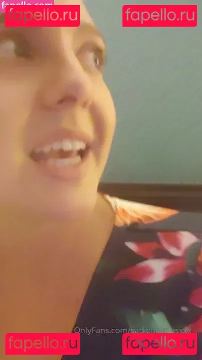 sadieholmesxxx Onlyfans Photo Gallery 