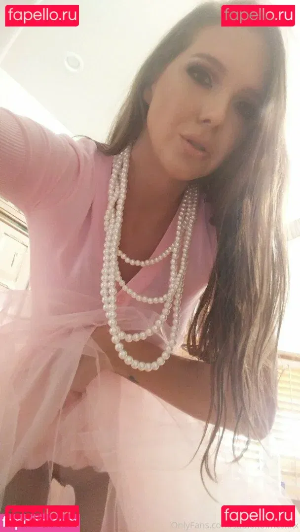 sadieholmesxxx Onlyfans Photo Gallery 