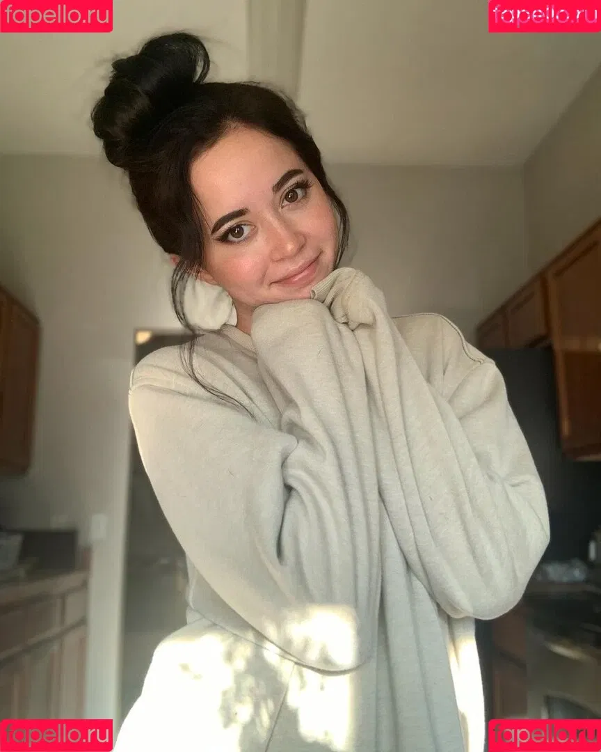 maya_higa Onlyfans Photo Gallery 
