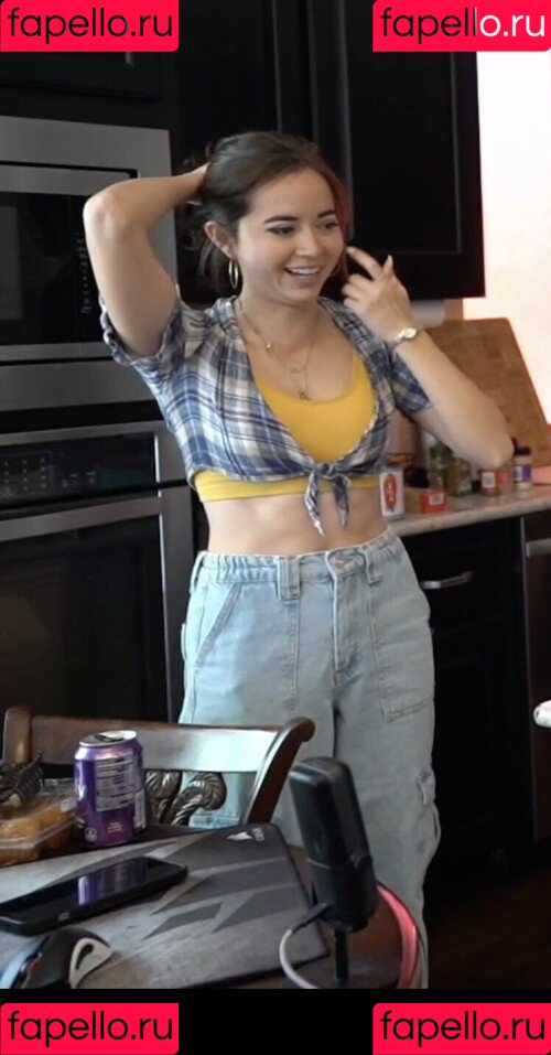 maya_higa Onlyfans Photo Gallery 