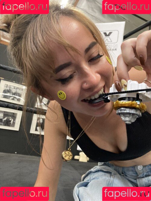 maya_higa Onlyfans Photo Gallery 