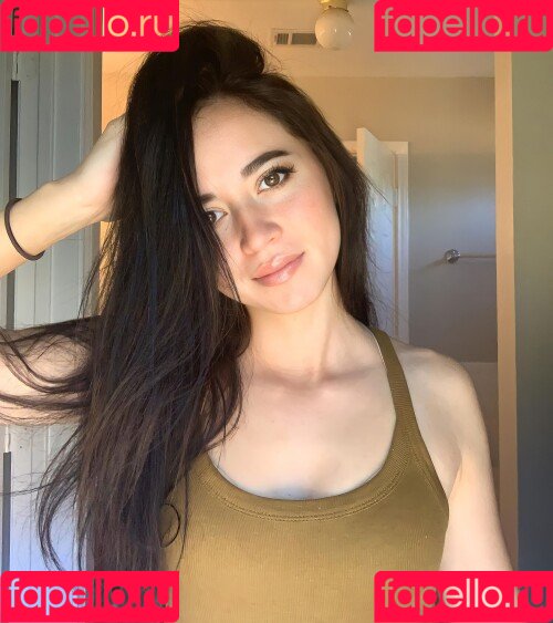 maya_higa Onlyfans Photo Gallery 