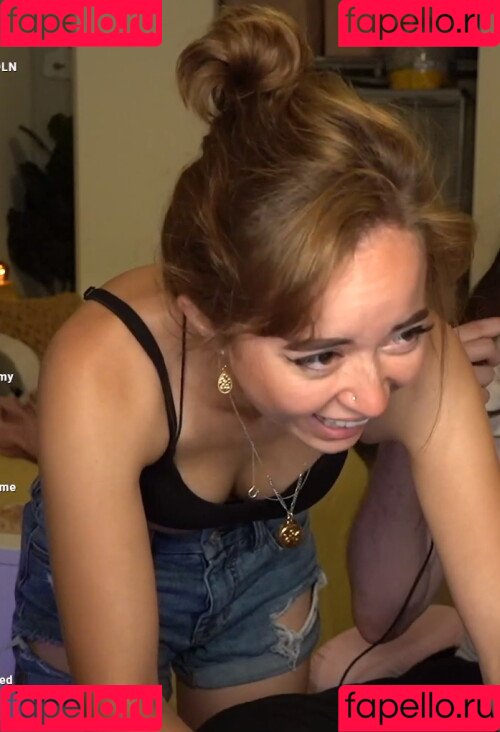 maya_higa Onlyfans Photo Gallery 