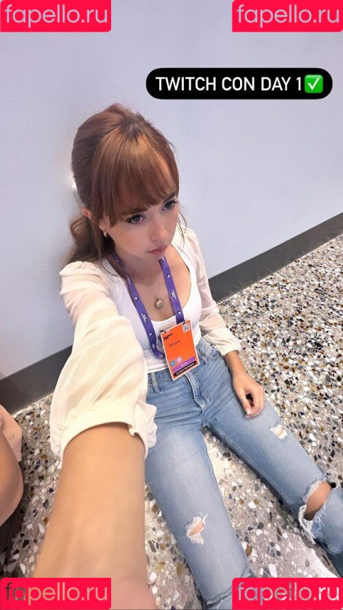 maya_higa Onlyfans Photo Gallery 