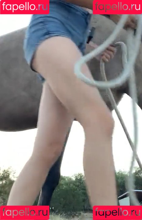 maya_higa Onlyfans Photo Gallery 