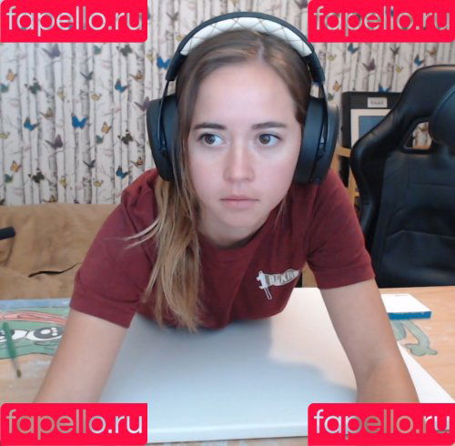 maya_higa Onlyfans Photo Gallery 