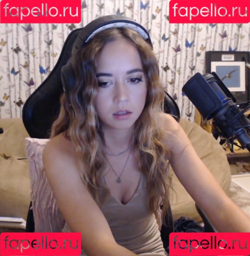 maya_higa Onlyfans Photo Gallery 