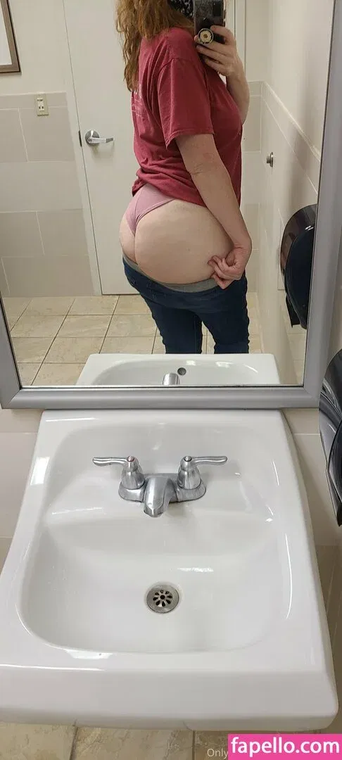 xsarabellumx Onlyfans Photo Gallery 