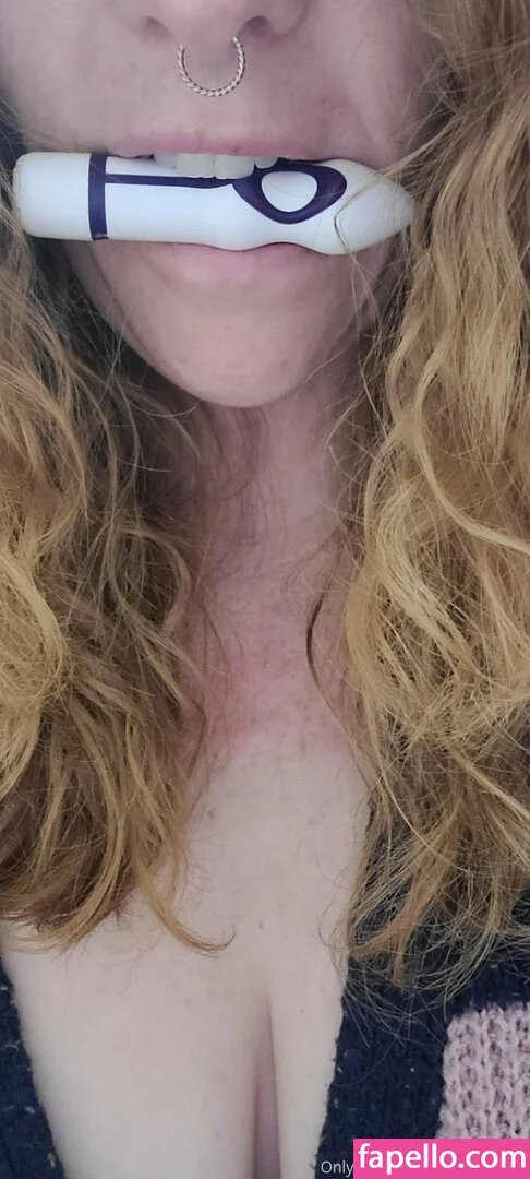 xsarabellumx Onlyfans Photo Gallery 