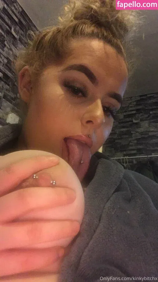 Kinkybitchx Onlyfans Photo Gallery 