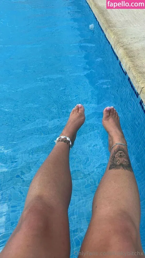 Kinkybitchx Onlyfans Photo Gallery 